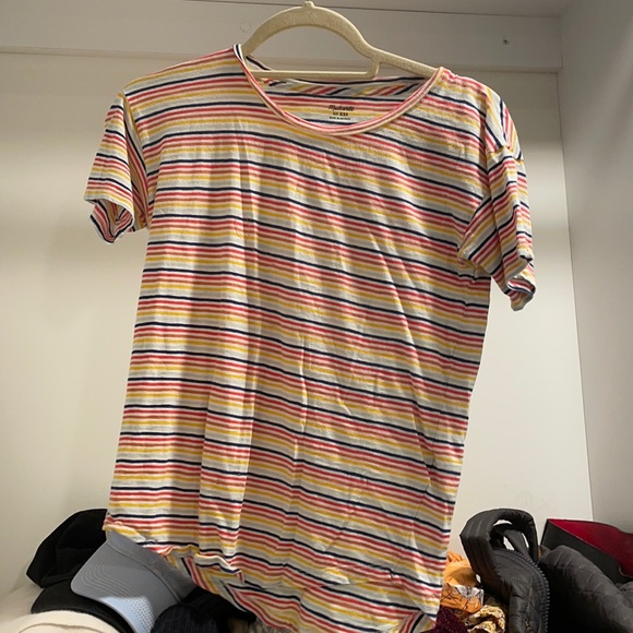 cute rainbow tee - Picture 1 of 2